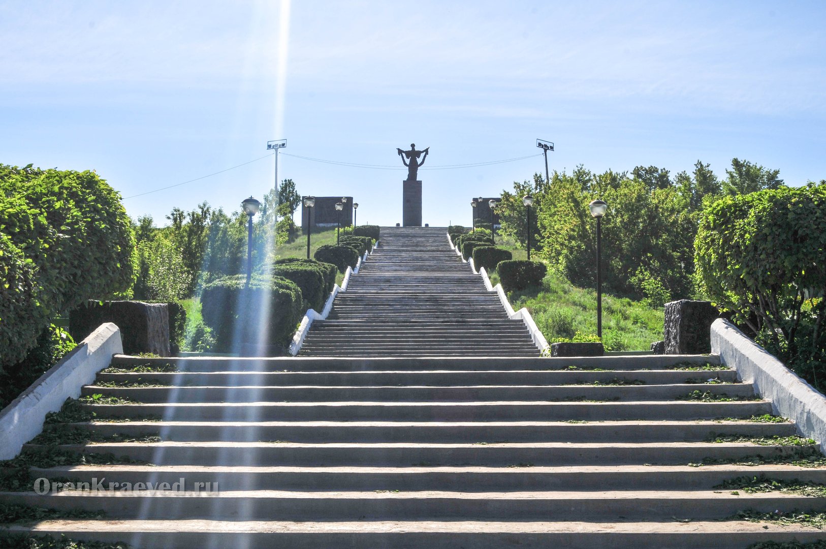 Мемориал Славы «Родина Мать» г. Кувандык - Краевед Оренбуржья