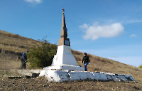 Обелиск на братской могиле погибшим красногвардейцам