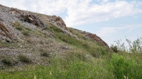 Кызкольский мраморный утес на реке Кумыстюбе. Июнь 2021 года