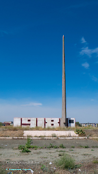 Обелиск защитникам Орска в 1918 году. Июнь 2019 года