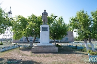 Памятник В.И. Ленину п. Восточный. Июнь 2025 года