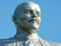 Памятник В.И. Ленину п. Кумак. Август 2023 года