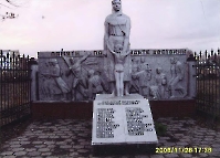 Памятник «Родина – мать» воинам Великой Отечественной войны 1941–1945 гг. пос. Саракташ