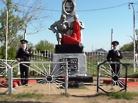 Памятник землякам, погибшим в годы Гражданской (1919–1922) и Великой Отечественной войн (1941–1945 гг.) п. Рубежинский