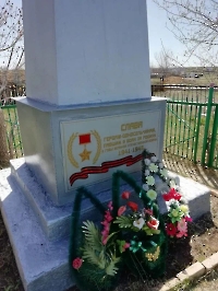Памятник павшим в Великой Отечественной войне с. Верхняя Кардаиловка
