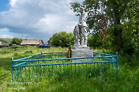 Могила командира Красноармейского отряда Руденского, погибшего в 1919 г. за власть Советов с. Сара. Июль 2026 года