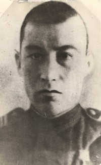 Ищанов Истай (1906–1944)