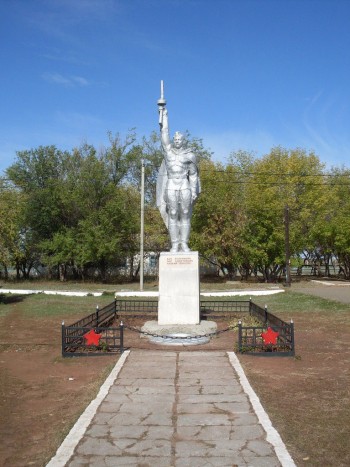 Памятник погибшим воинам в годы Великой Отечественной войны с. Рыбкино