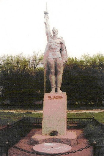 Памятник погибшим воинам в годы Великой Отечественной войны с. Рыбкино