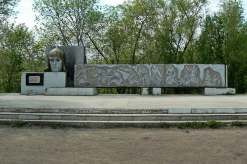 Братская могила бойцов I-го Симбирского полка п. Рубежинский